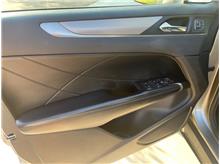 2016 Lincoln MKC Premiere Sport Utility 4D Thumbnail 7