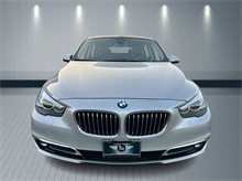 2017 BMW 5 Series 535i Gran Turismo Sedan 4D Thumbnail 2