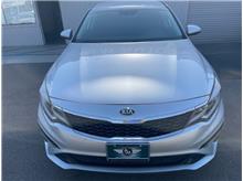 2019 Kia optimas LX Sedan 4D Thumbnail 2