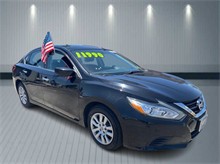2018 Nissan Altima 2.5 S Sedan 4D Thumbnail 3