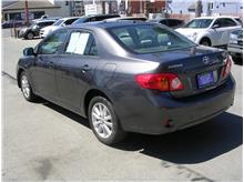 2009 Toyota Corolla Sedan 4D Thumbnail 4