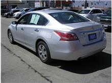 2014 Nissan Altima 2.5 Sedan 4D Thumbnail 4