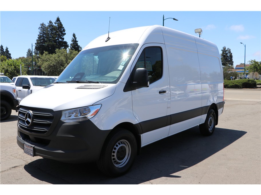 2025 Mercedes-Benz Sprinter 2500 Cargo Standard Roof w/144" WB Van 3D
