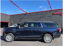 2023 GMC Yukon XL SLT Sport Utility 4D Thumbnail 4