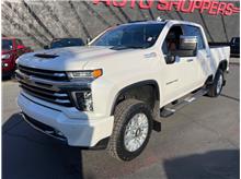 2023 Chevrolet Silverado 3500 HD Crew Cab High Country Pickup 4D 6 1/2 ft Thumbnail 3