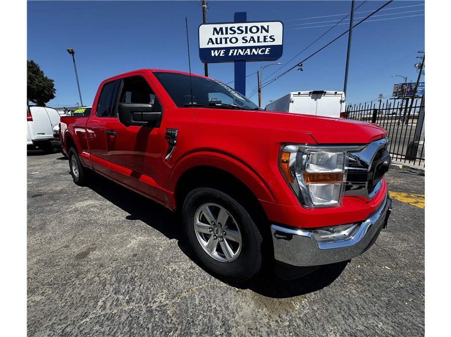 2022 Ford F150 Super Cab XLT Pickup 4D 6 1/2 ft