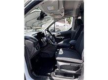 2021 Ford Transit Connect Cargo Van XLT Van 4D Thumbnail 4