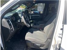 2022 Ram 1500 Classic Quad Cab Warlock Pickup 4D 6 1/3 ft Thumbnail 9