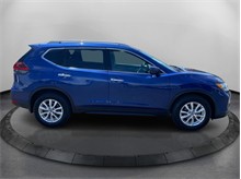 2018 Nissan Rogue SV Sport Utility 4D Thumbnail 4