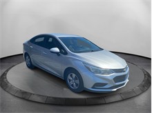 2018 Chevrolet Cruze LS Sedan 4D Thumbnail 3