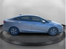 2018 Chevrolet Cruze LS Sedan 4D Thumbnail 4