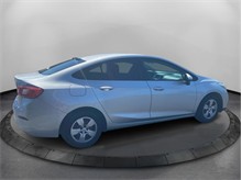 2018 Chevrolet Cruze LS Sedan 4D Thumbnail 5