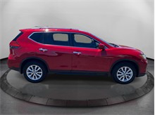 2017 Nissan Rogue SV Sport Utility 4D Thumbnail 4