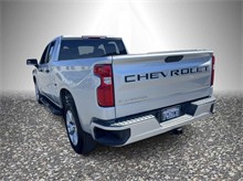 2020 Chevrolet Silverado 1500 Double Cab Custom Pickup 4D 6 1/2 ft Thumbnail 3