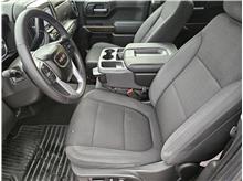 2022 GMC Sierra 1500 Limited Crew Cab SLE Pickup 4D 5 3/4 ft Thumbnail 2