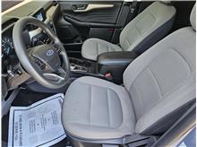 2022 Ford Escape S Sport Utility 4D Thumbnail 2