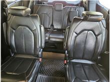 2021 Chrysler Pacifica Touring L Minivan 4D Thumbnail 4