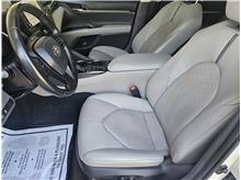 2022 Toyota Camry XSE Sedan 4D Thumbnail 2