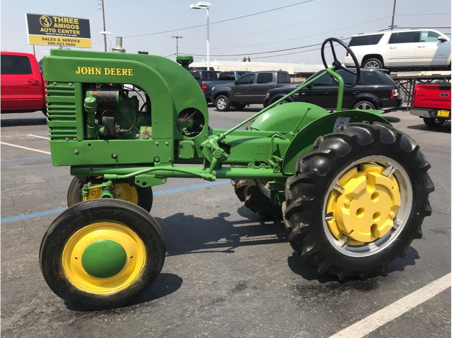 1948 john deer tractor la