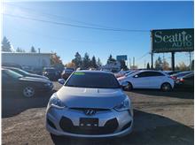 2016 Hyundai Veloster Coupe 3D Thumbnail 2