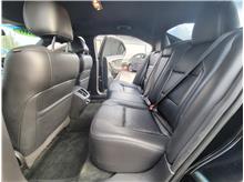 2016 Ford Taurus SEL Sedan 4D Thumbnail 12