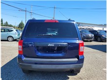 2017 Jeep Patriot Sport SUV 4D Thumbnail 6