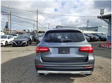 2018 Mercedes-Benz GLC GLC 300 4MATIC Sport Utility 4D Thumbnail 6