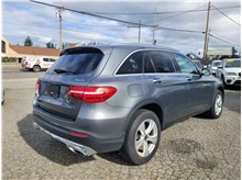 2018 Mercedes-Benz GLC GLC 300 4MATIC Sport Utility 4D Thumbnail 7