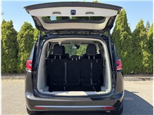 2023 Chrysler Pacifica Hybrid Touring L Van 4D Thumbnail 11