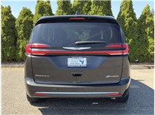 2023 Chrysler Pacifica Hybrid Touring L Van 4D Thumbnail 6