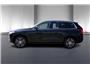 2020 Volvo XC90 T6 Momentum Sport Utility 4D Thumbnail 4