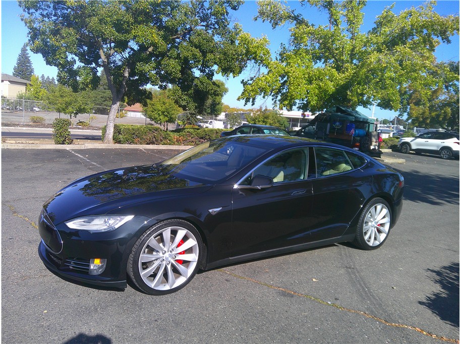 2015 Tesla Model S P85D Sedan 4D