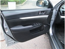 2013 Subaru Outback 2.5i Premium Wagon 4D Thumbnail 12