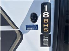 2026 OUTBACK OBX 18BH  Thumbnail 4