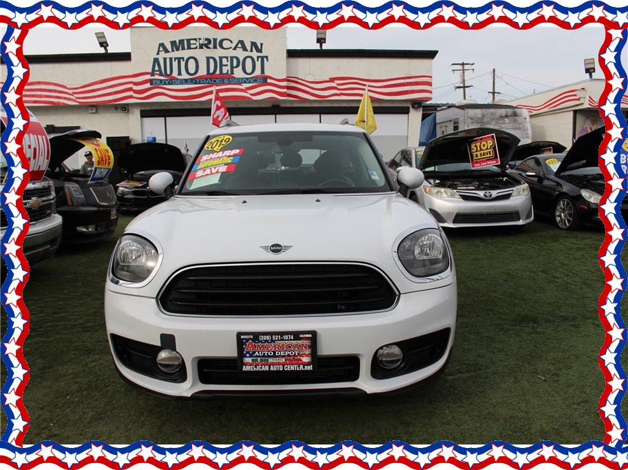 2019 MINI Countryman Cooper Hatchback 4D