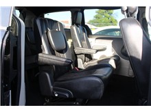 2019 Dodge Grand Caravan Passenger SXT Minivan 4D Thumbnail 10