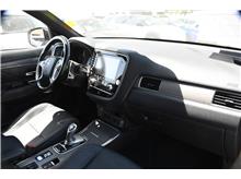 2022 Mitsubishi Outlander PHEV SEL Sport Utility 4D Thumbnail 9