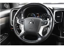 2022 Mitsubishi Outlander PHEV SEL Sport Utility 4D Thumbnail 12