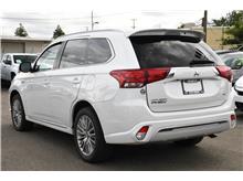 2022 Mitsubishi Outlander PHEV SEL Sport Utility 4D Thumbnail 6