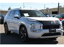 2023 Mitsubishi Outlander PHEV SEL Sport Utility 4D Thumbnail 3