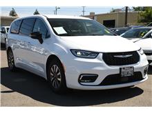 2024 Chrysler Pacifica Hybrid Select Van 4D Thumbnail 3
