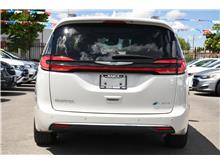2021 Chrysler Pacifica Hybrid Limited Van 4D Thumbnail 5