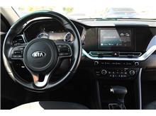 2020 Kia Niro Plug-in Hybrid LXS Wagon 4D Thumbnail 11
