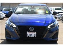 2024 Nissan Altima 2.5 SR Sedan 4D Thumbnail 2
