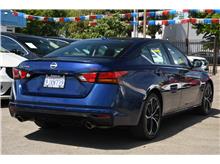2024 Nissan Altima 2.5 SR Sedan 4D Thumbnail 4