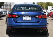 2024 Nissan Altima 2.5 SR Sedan 4D Thumbnail 5