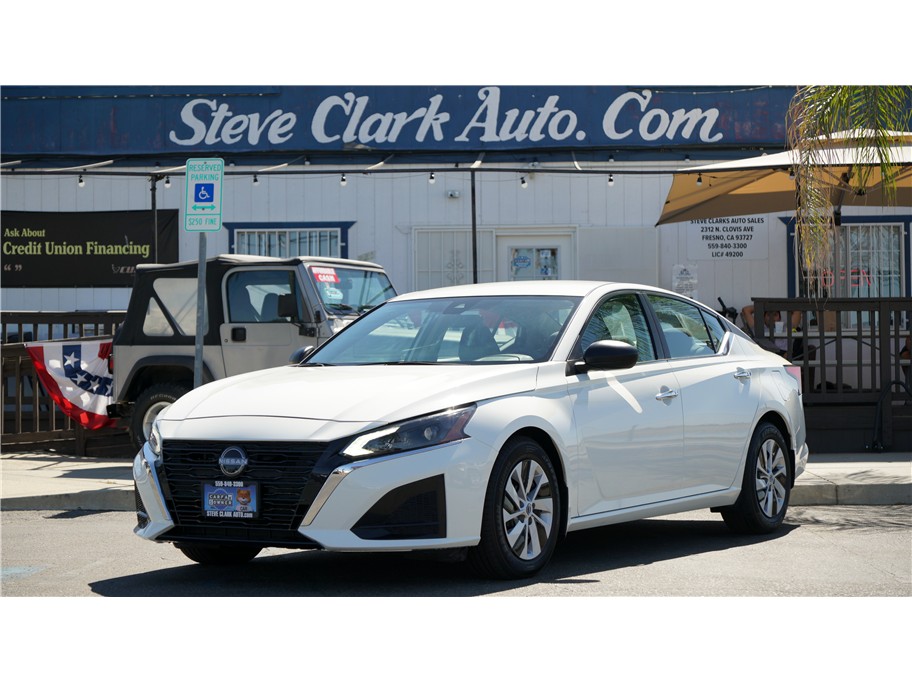 2024 Nissan Altima 2.5 S Sedan 4D