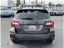 2019 Subaru Outback 2.5i Limited Wagon 4D Thumbnail 4