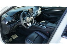 2021 Nissan Altima 2.5 Platinum Sedan 4D Thumbnail 10
