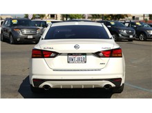 2021 Nissan Altima 2.5 Platinum Sedan 4D Thumbnail 6